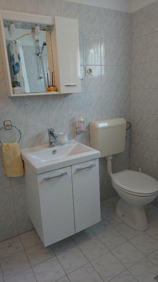 Apartman Kursar Srima Bagian luar foto