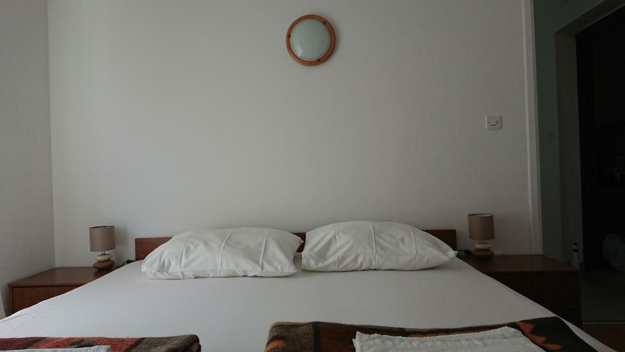 Apartman Kursar Srima Bagian luar foto