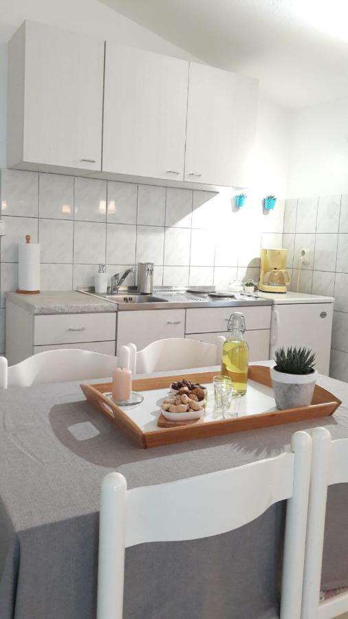 Apartman Kursar Srima Bagian luar foto