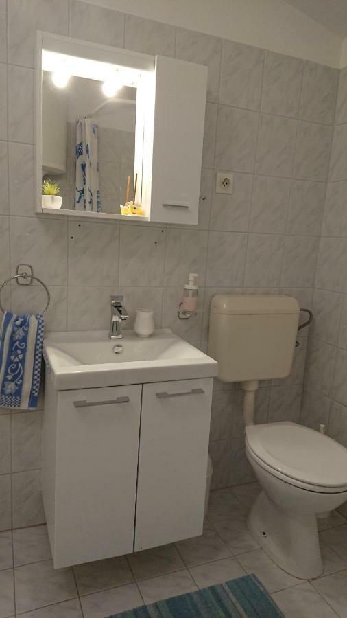 Apartman Kursar Srima Bagian luar foto